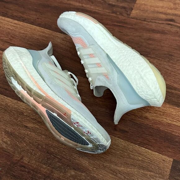 Adidas Boost White and Pink Sneakers size 7.5 - Picture 3 of 9